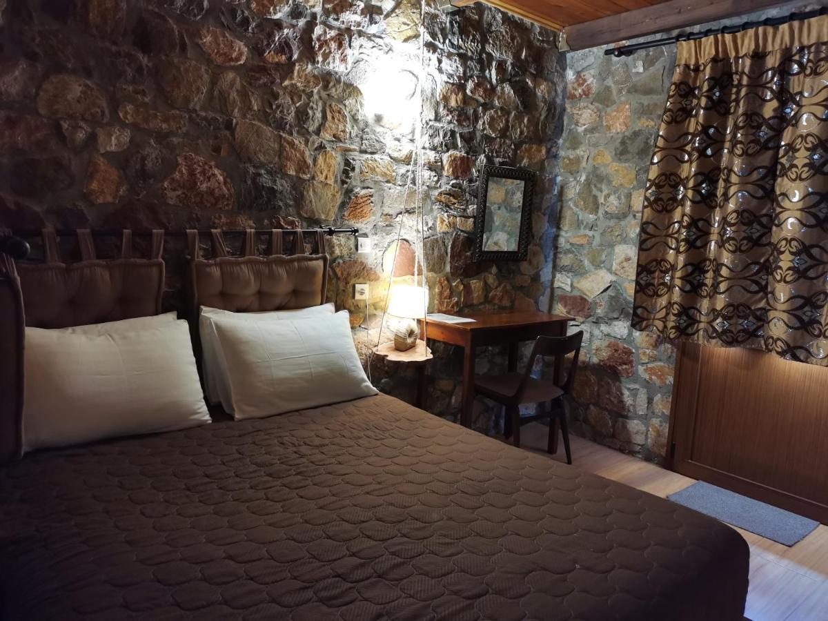Ataviros Hotel Embonas Экстерьер фото